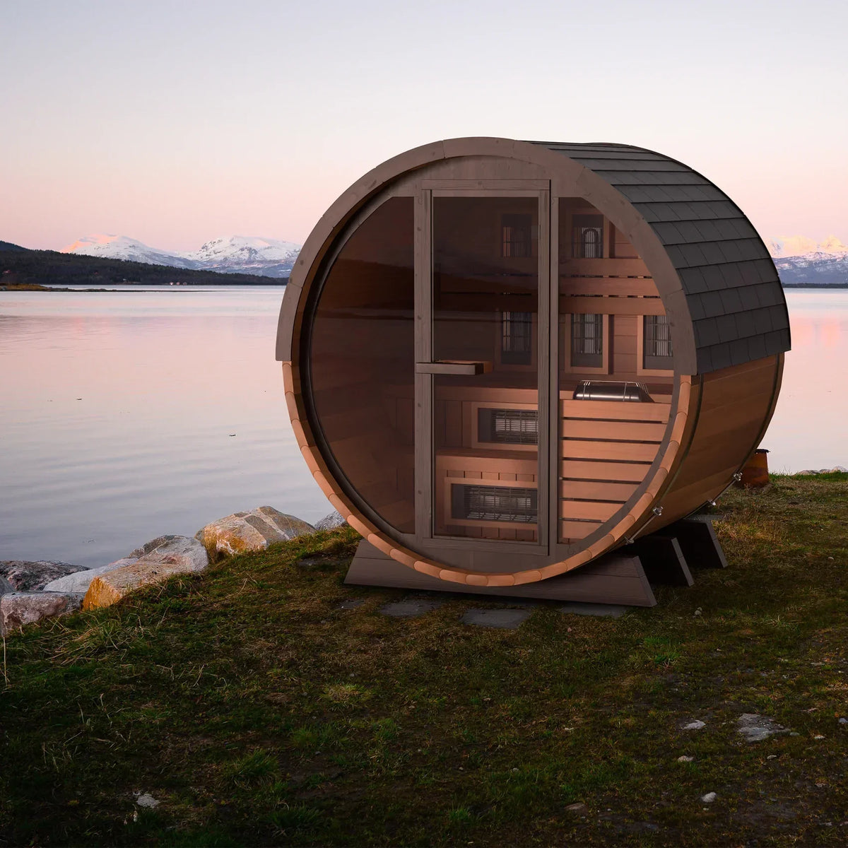 Finnmark FD-7 Outdoor Sauna – Traditional Steam and Infrared Combination