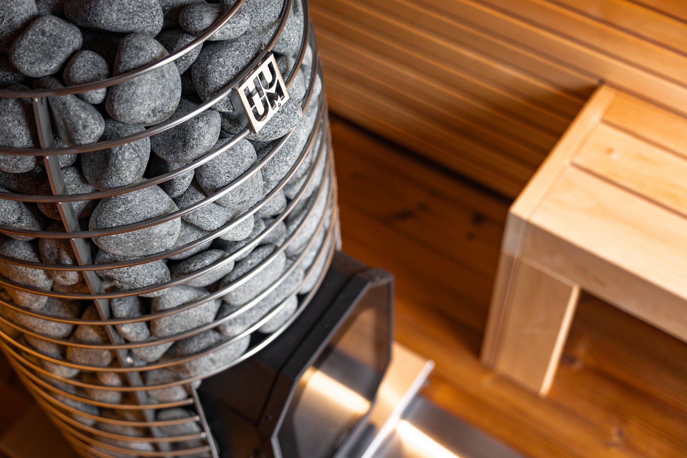 Leil Black Cube Comfort 6 Person Outdoor Sauna Kit