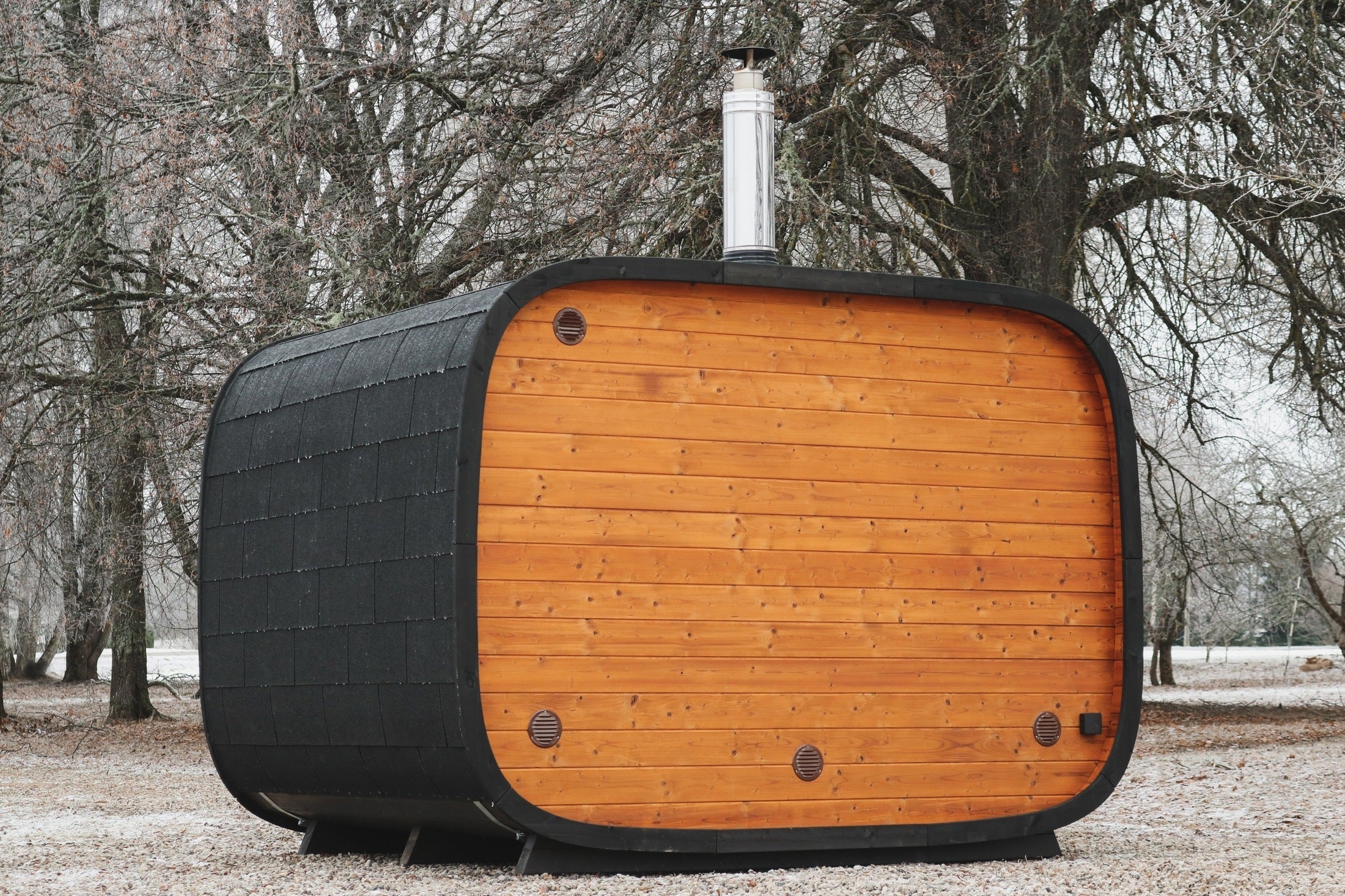 Leil Round Cube Single Outdoor Sauna 6-8 Person