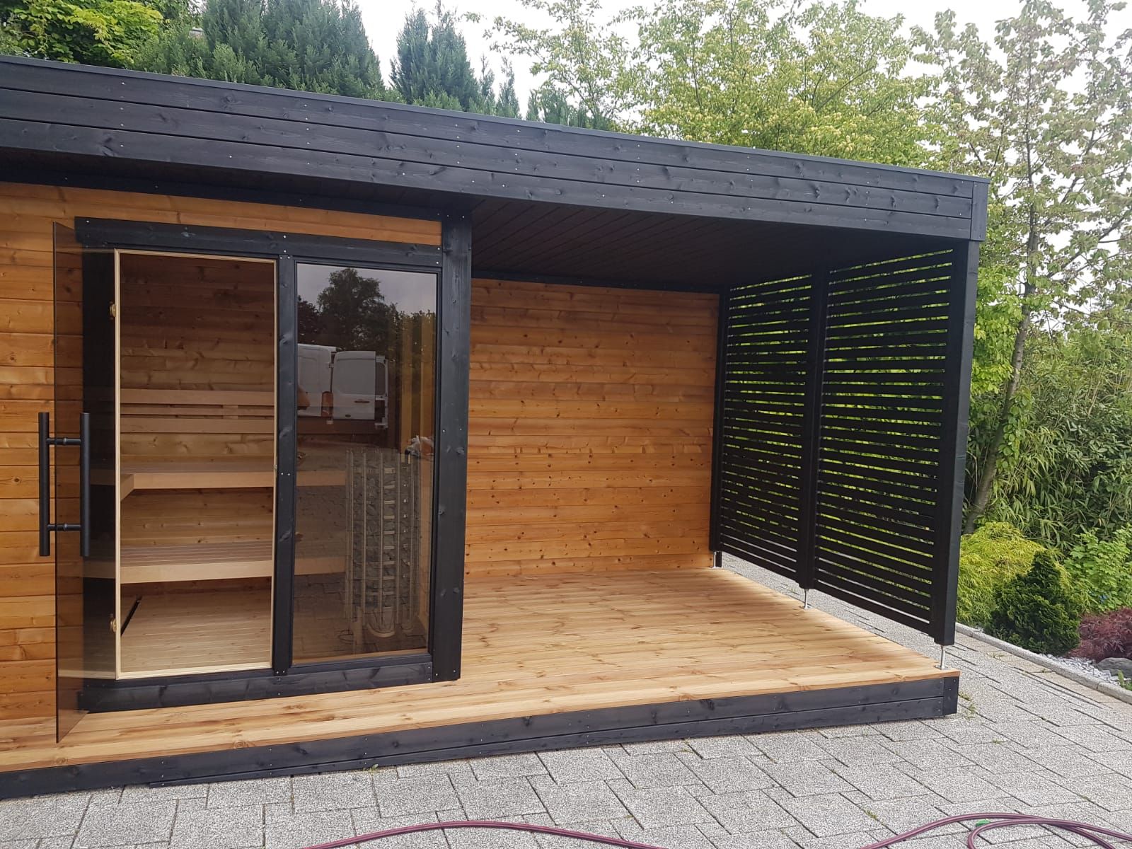 Leil Patio S Plus 4 Person Outdoor Sauna